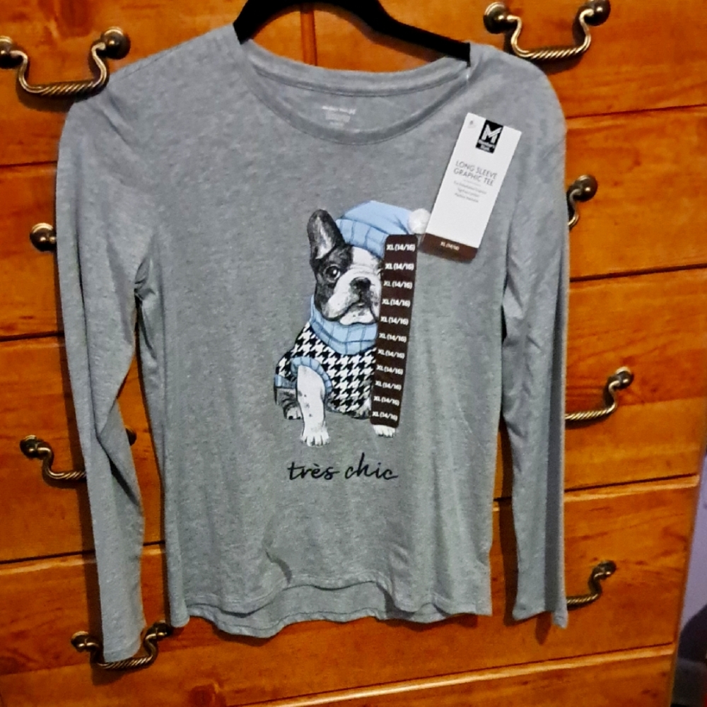 MM Collection Gray Long Sleeve Dog Graphic Tee